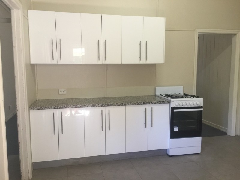 4B Barrett Street, East Ipswich QLD 4305
