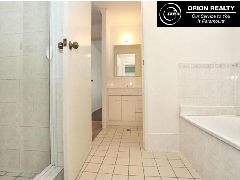 8 Cocos Place, Raceview QLD 4305