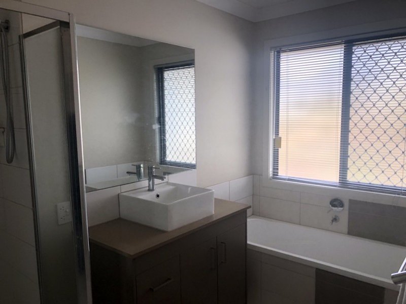 11 Barber Street, Springfield Lakes QLD 4300