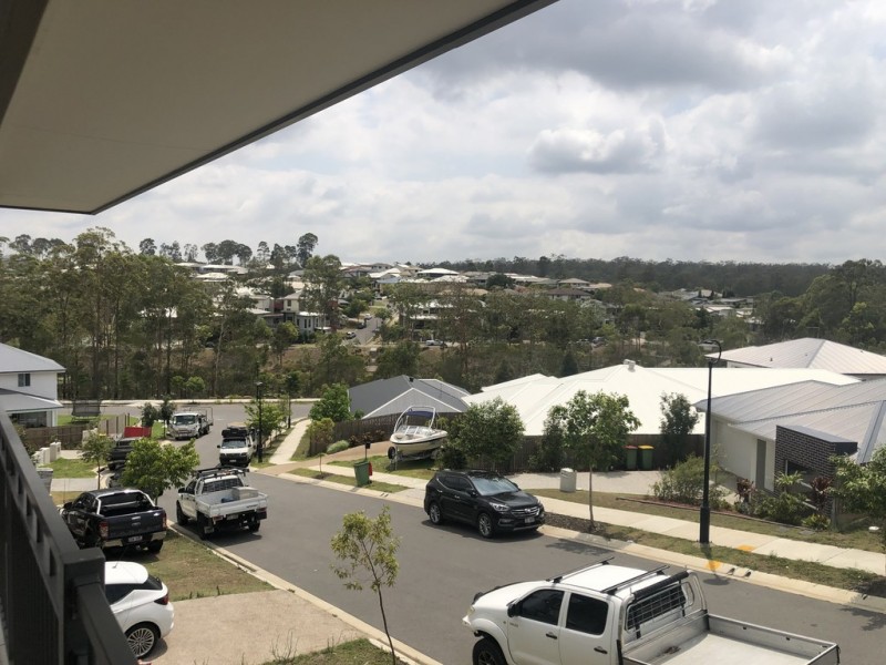 11 Barber Street, Springfield Lakes QLD 4300