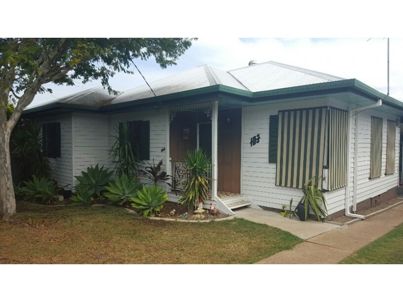 103 Blackstone Road, Silkstone QLD 4304