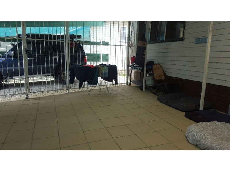 103 Blackstone Road, Silkstone QLD 4304