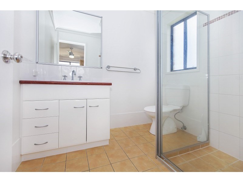 8 Bidford Street, Springfield QLD 4300