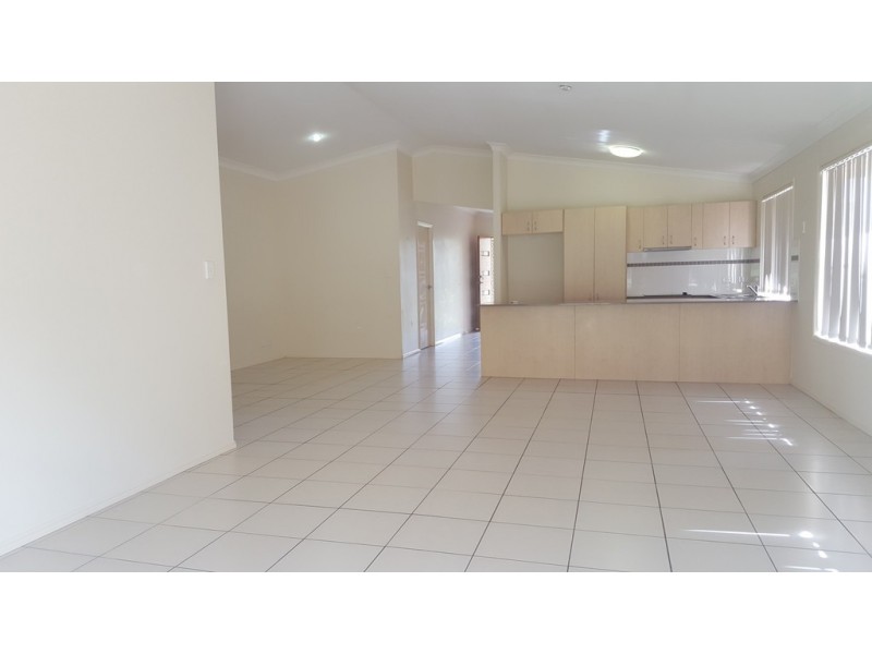 23 Pencarrow Crescent, Raceview QLD 4305