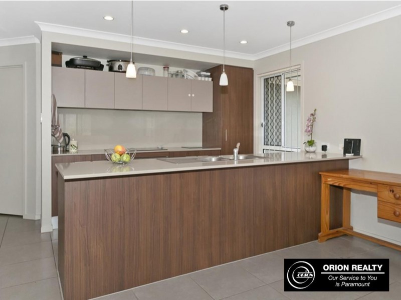 65 Ridgevale Boulevard, Holmview QLD 4207