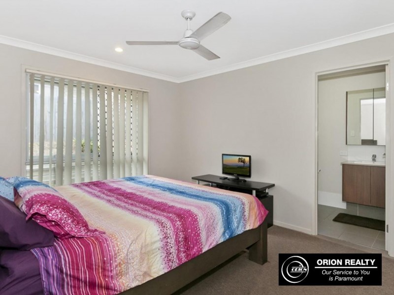 65 Ridgevale Boulevard, Holmview QLD 4207