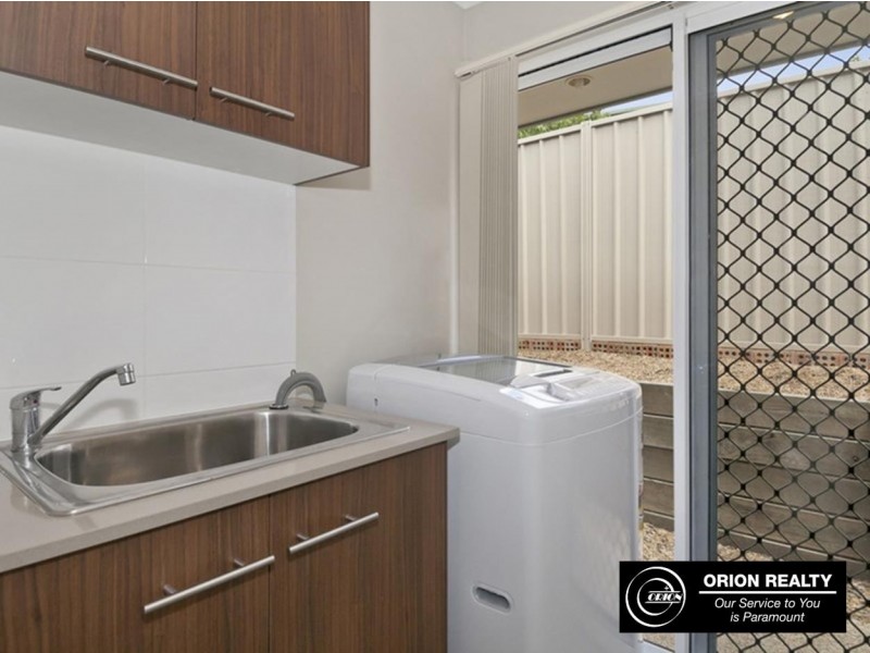 65 Ridgevale Boulevard, Holmview QLD 4207