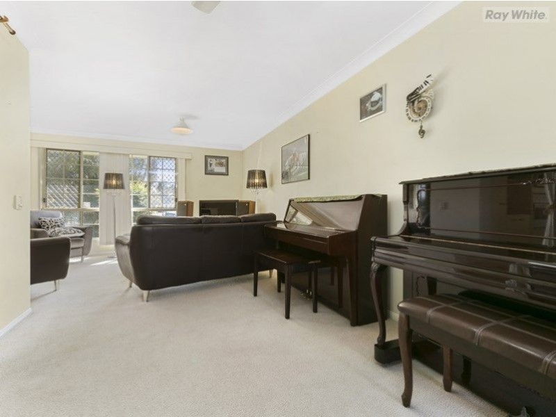10 Whitmore Crescent, Goodna QLD 4300