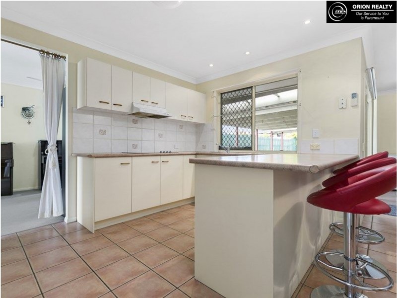 10 Whitmore Crescent, Goodna QLD 4300