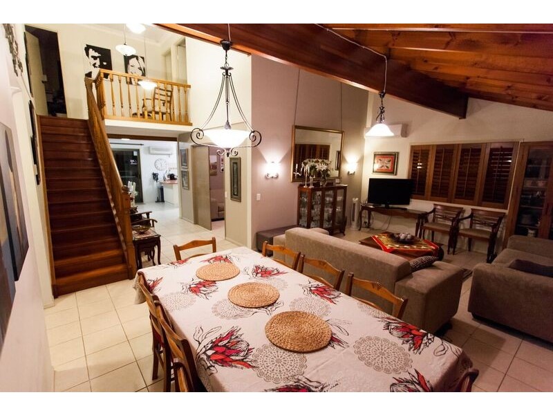 18 Bridle Street, Mansfield QLD 4122