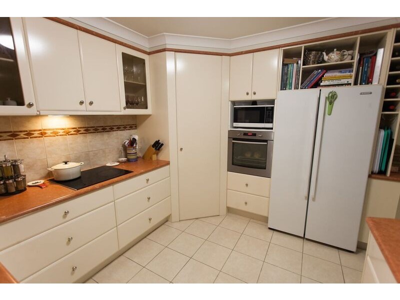 18 Bridle Street, Mansfield QLD 4122