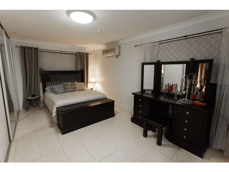 18 Bridle Street, Mansfield QLD 4122