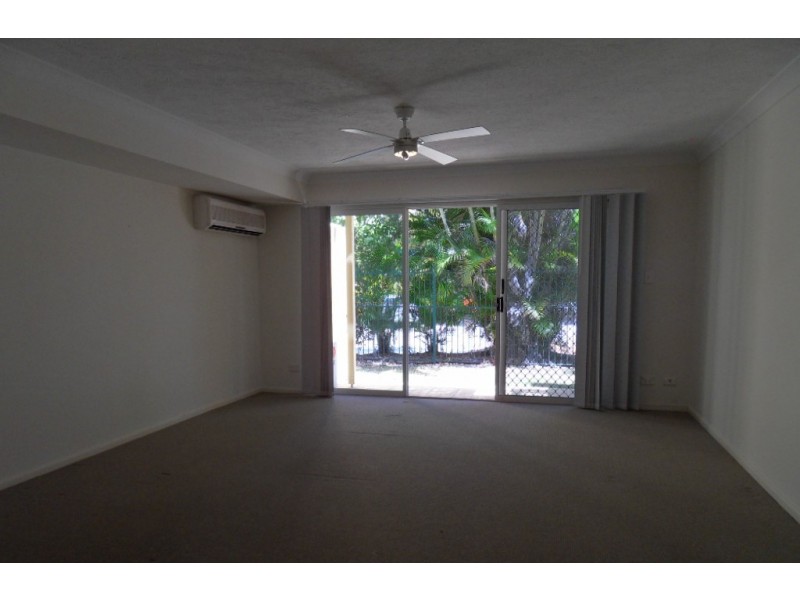 40/215 Cottesloe Drive, Mermaid Waters QLD 4218