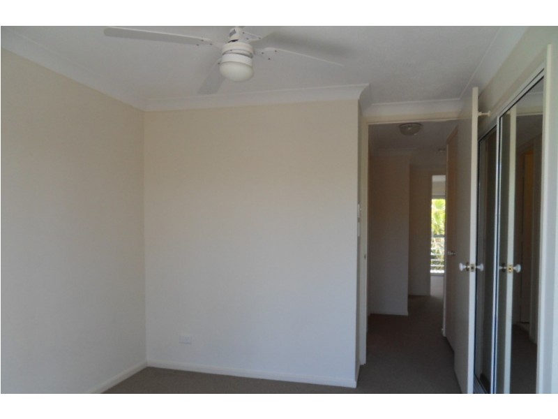 40/215 Cottesloe Drive, Mermaid Waters QLD 4218