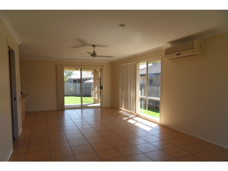 112 Anna Drive, Raceview QLD 4305