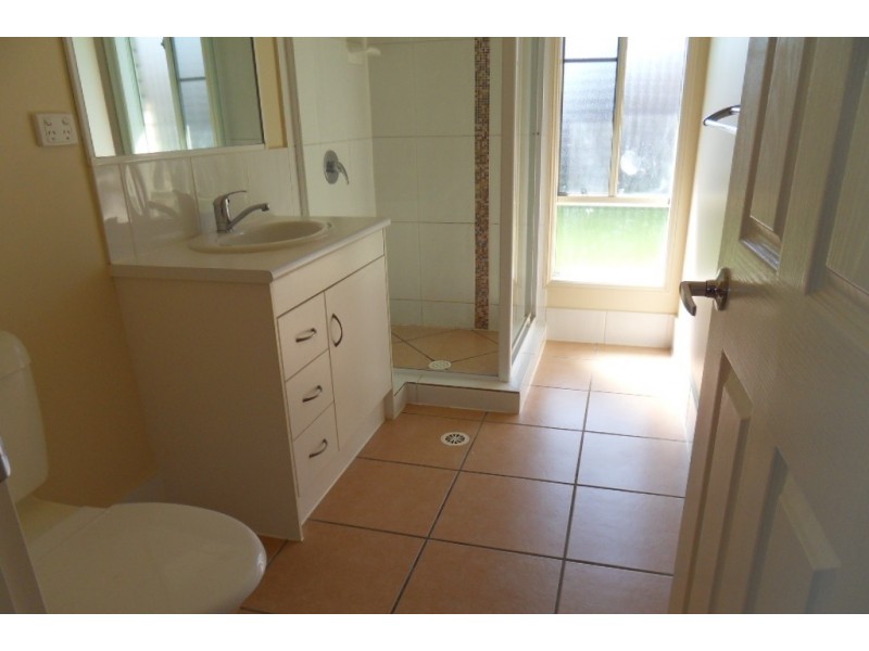 112 Anna Drive, Raceview QLD 4305