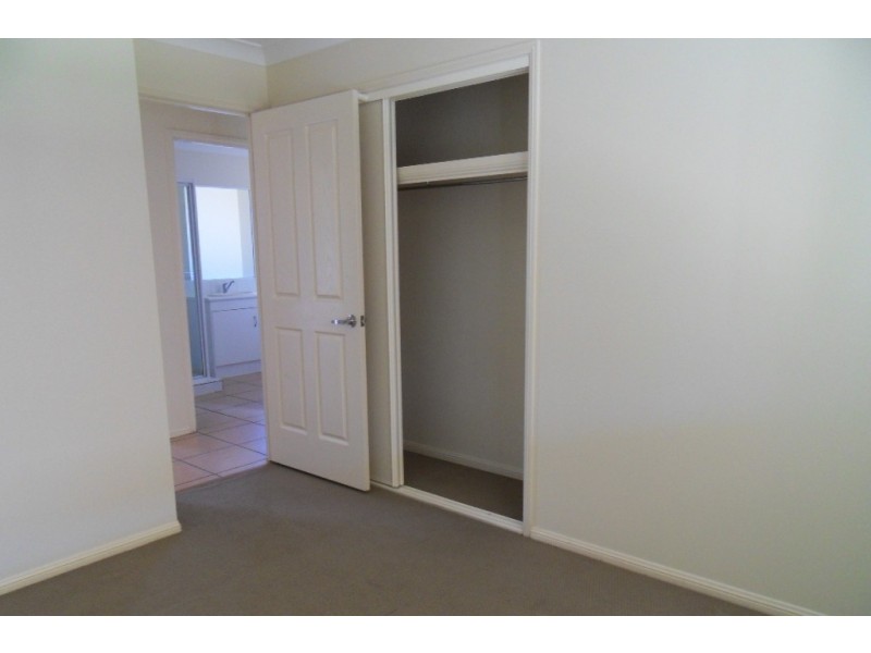 112 Anna Drive, Raceview QLD 4305
