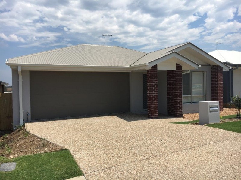 5 White Rock Drive, Redbank Plains QLD 4301