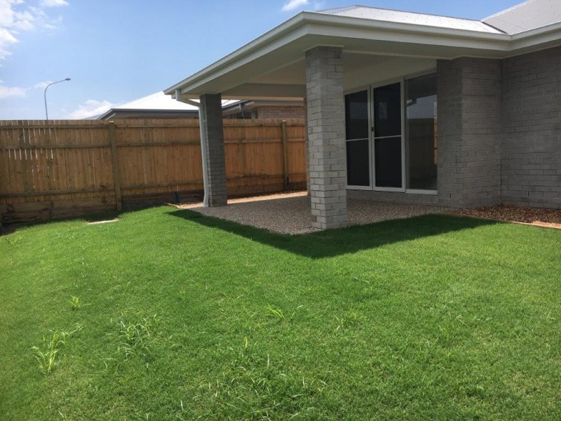 5 White Rock Drive, Redbank Plains QLD 4301