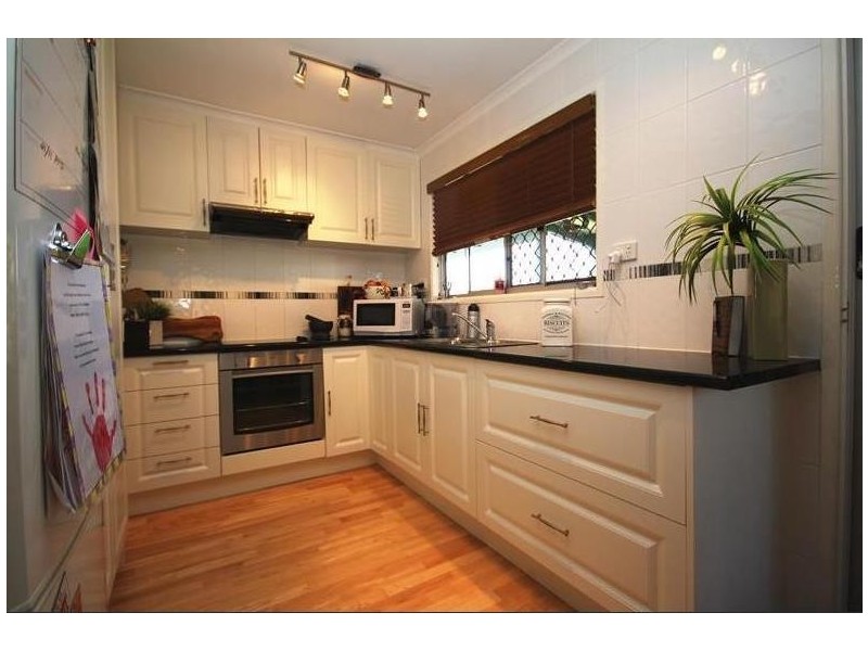 10 Rinto Drive, Eagleby QLD 4207