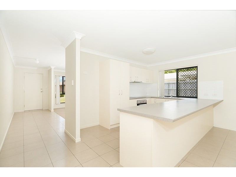 5 Serenity Court, Crestmead QLD 4132