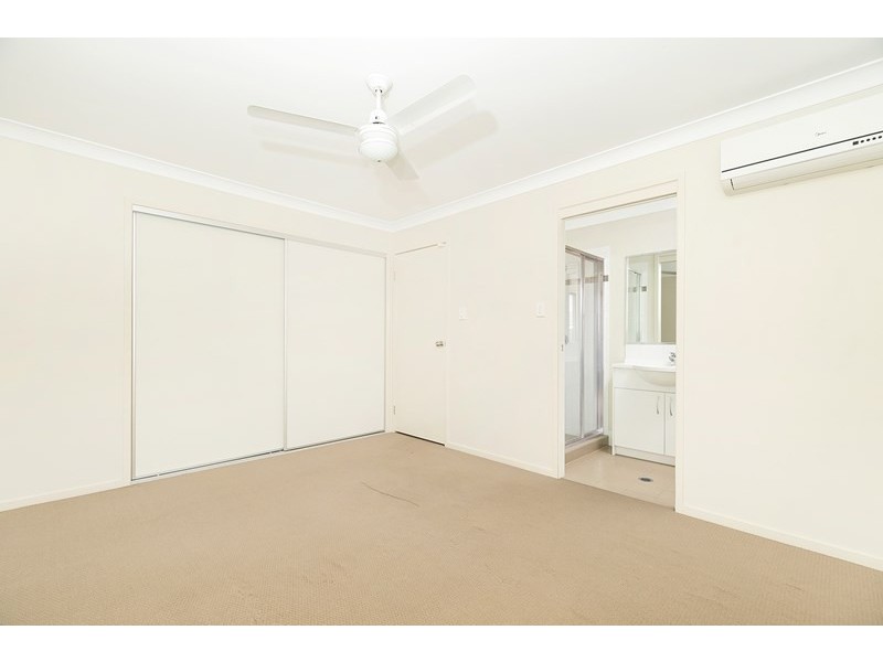 5 Serenity Court, Crestmead QLD 4132