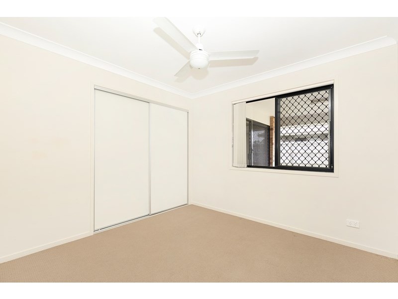 5 Serenity Court, Crestmead QLD 4132