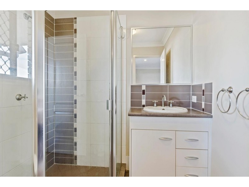 5 Skyline Circuit, Bahrs Scrub QLD 4207