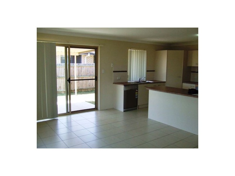 15 Guerin Court, Collingwood Park QLD 4301