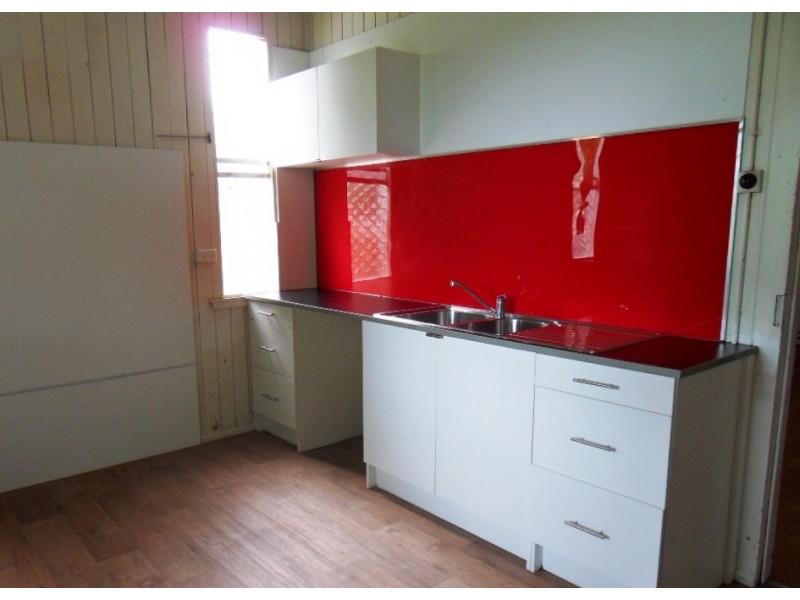 79 Darling Street East, Sadliers Crossing QLD 4305