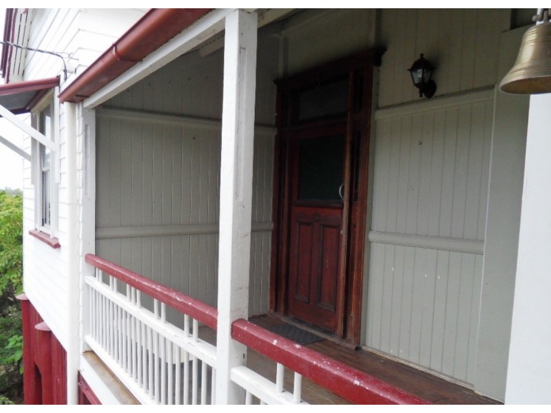 79 Darling Street East, Sadliers Crossing QLD 4305
