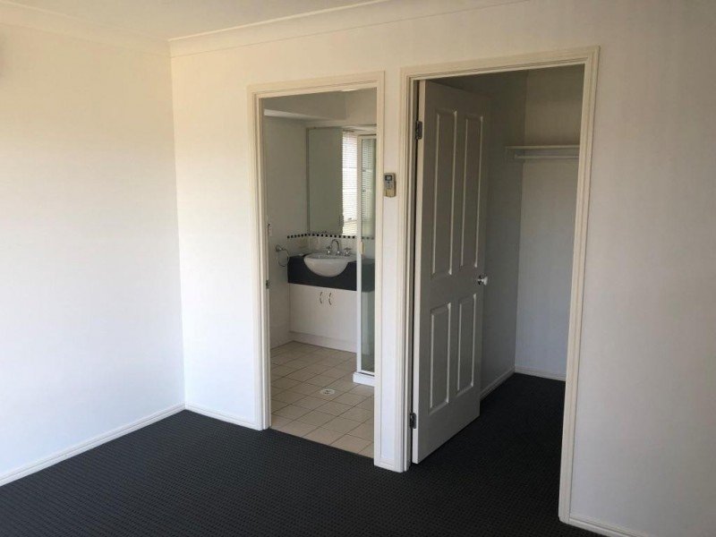 168 Lakeside Avenue, Springfield Lakes QLD 4300