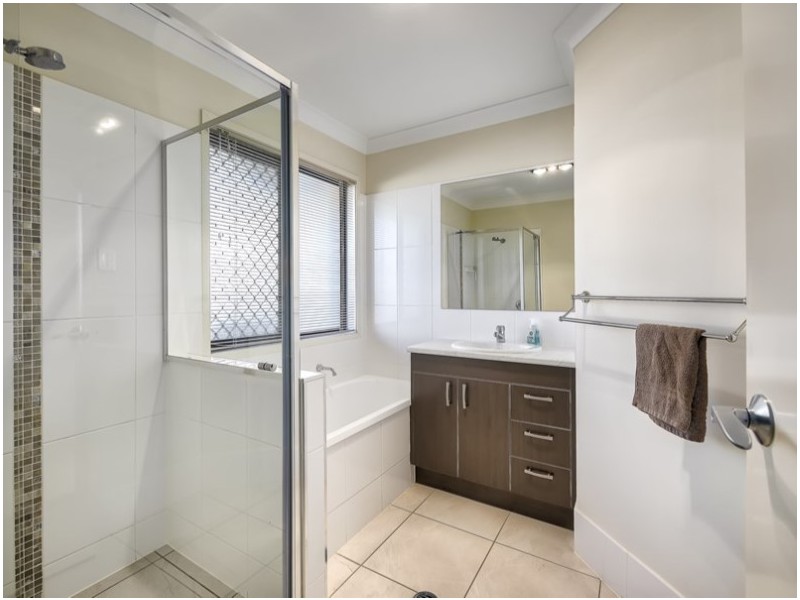 56 Cordeaux Crescent, Redbank Plains QLD 4301