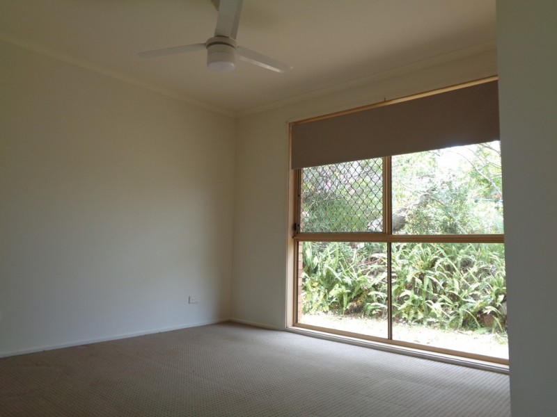 10 Sussanah Terrace, Edens Landing QLD 4207