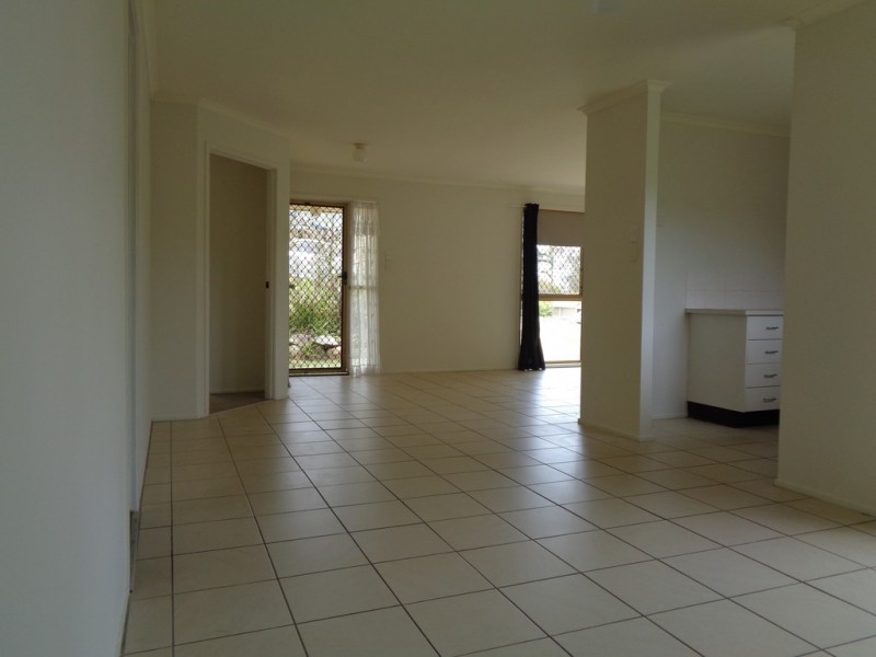 10 Sussanah Terrace, Edens Landing QLD 4207