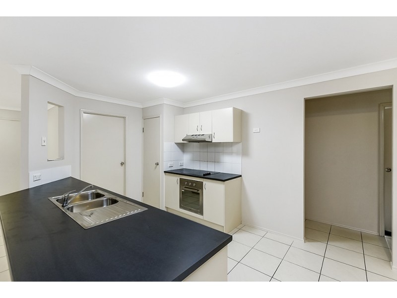 32 Highbury Drive, Redbank Plains QLD 4301