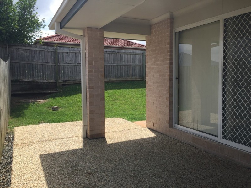 24 Blueberry Ash Court, Boronia Heights QLD 4124