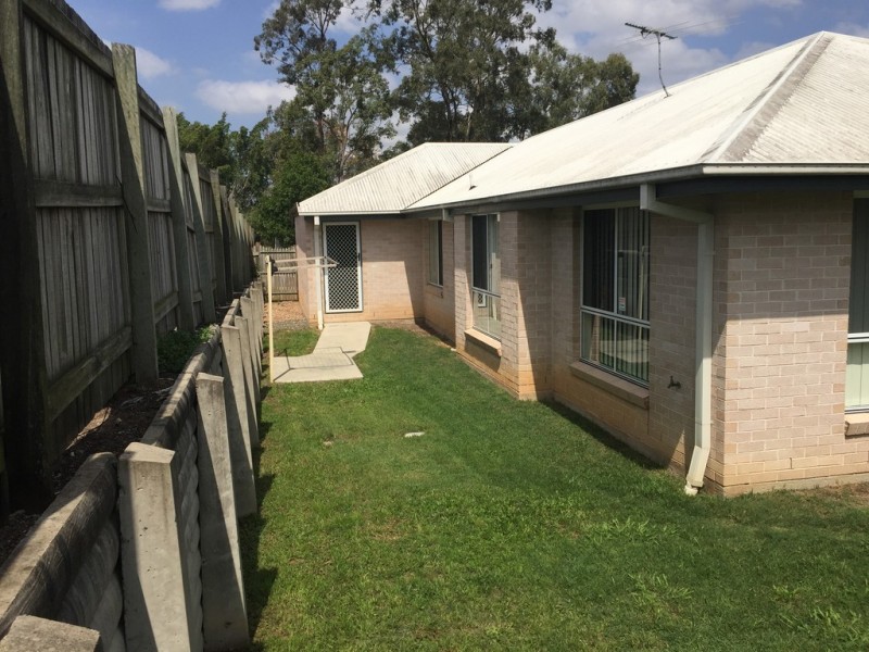 24 Blueberry Ash Court, Boronia Heights QLD 4124