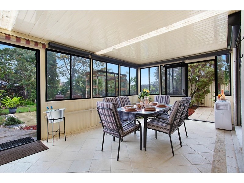 2 Kempe Place, Edens Landing QLD 4207