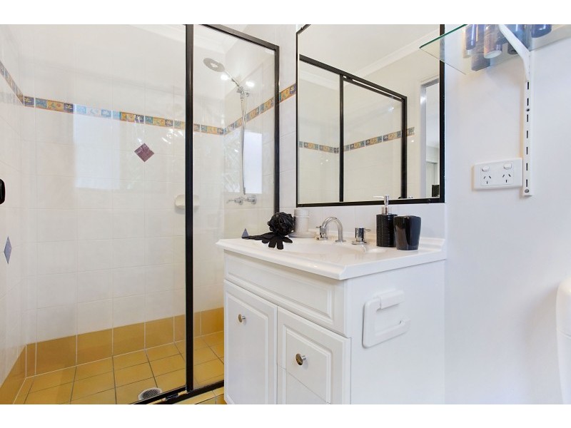 2 Kempe Place, Edens Landing QLD 4207