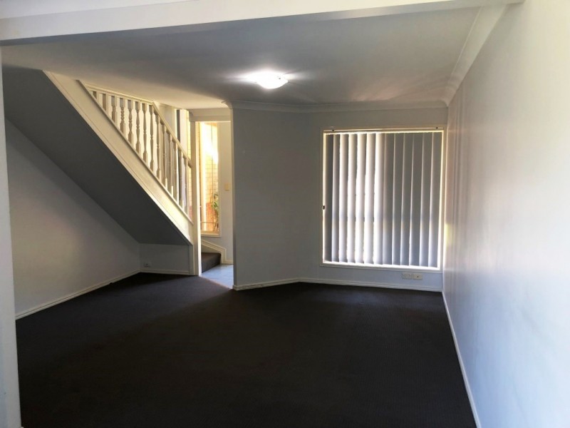 13/15 Erindale Close, Wishart QLD 4122