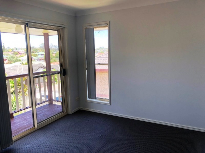 13/15 Erindale Close, Wishart QLD 4122