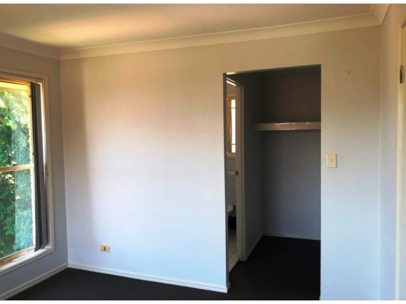 13/15 Erindale Close, Wishart QLD 4122