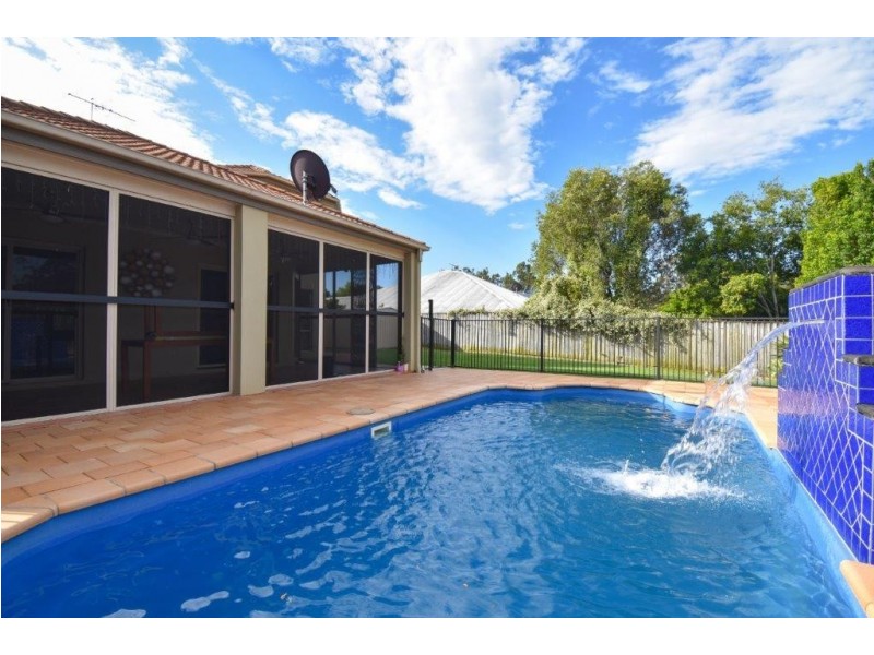 73 Oakview Circuit, Brookwater QLD 4300