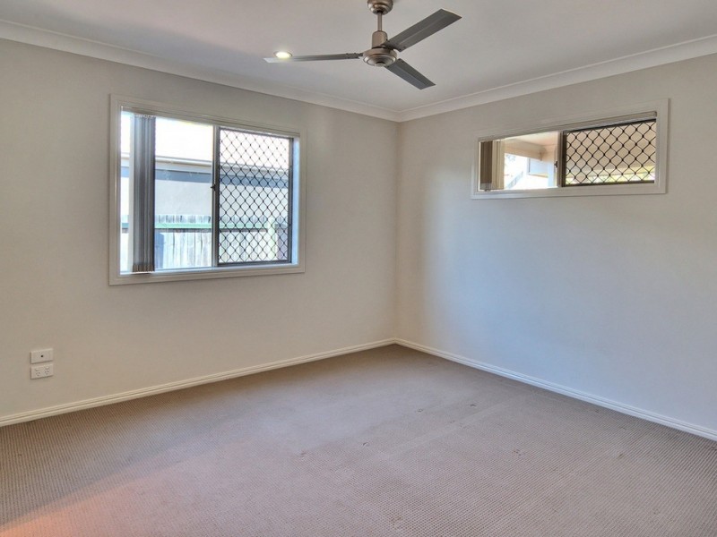 31 Riverside Crescent, Springfield Lakes QLD 4300