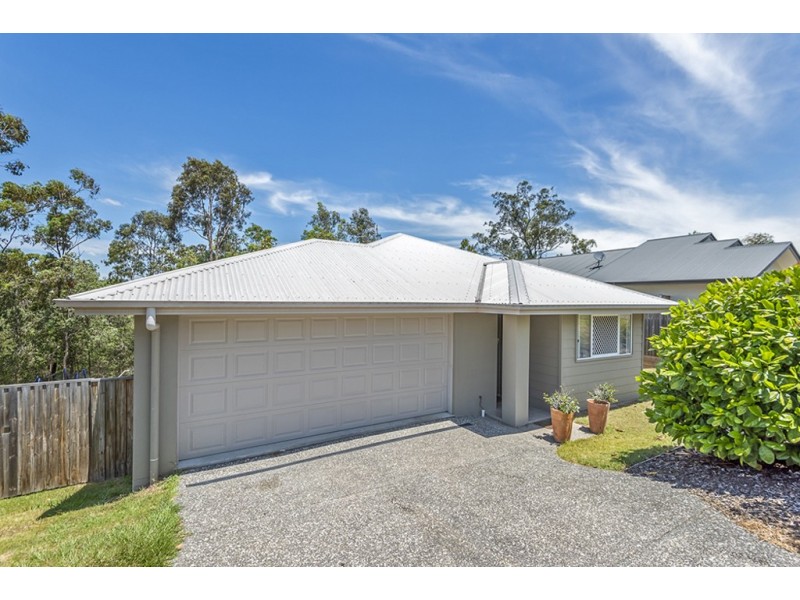 5 Romulus Circuit, Augustine Heights QLD 4300