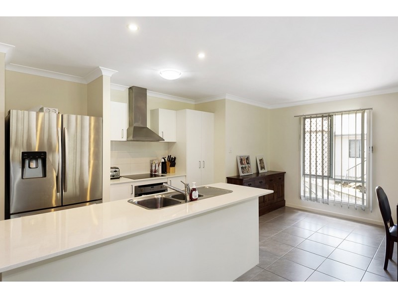 5 Romulus Circuit, Augustine Heights QLD 4300