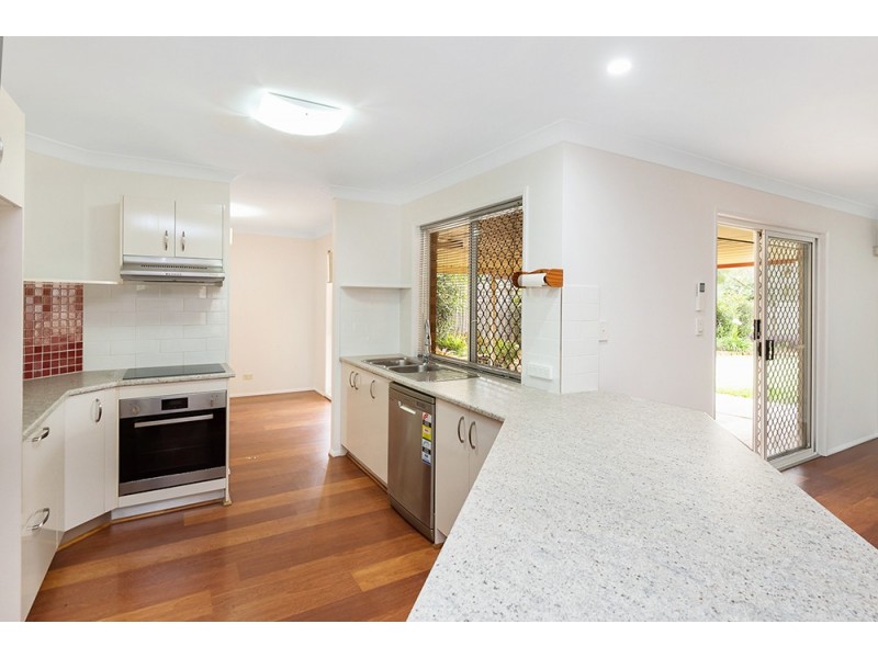17 Ornata Place, Forest Lake QLD 4078