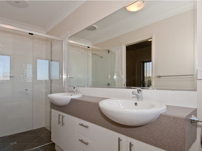 41 Outlook Drive, Waterford QLD 4133