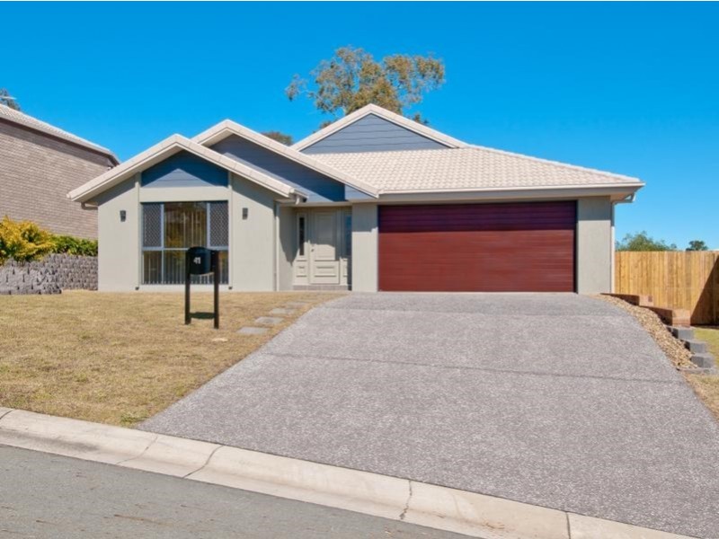 41 Outlook Drive, Waterford QLD 4133